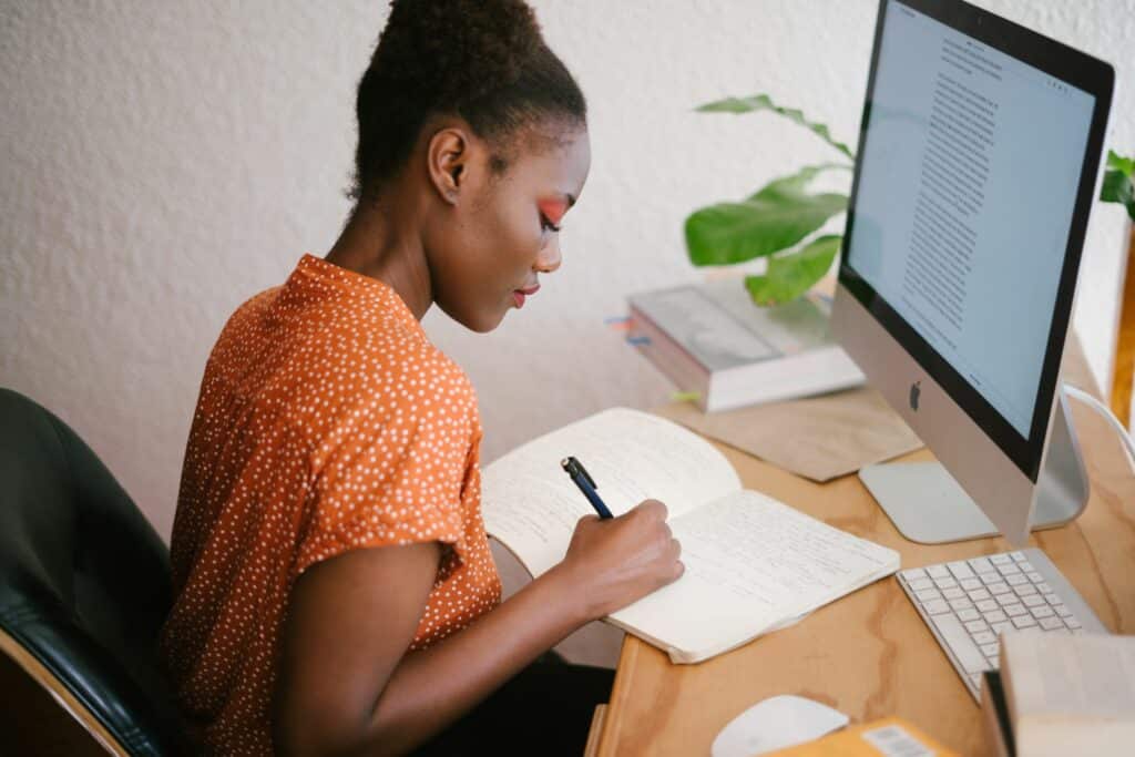 comment bien rédiger un mail de candidature spontanée