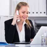 Jeune diplômé, comment choisir son premier emploi ? - Téléphone