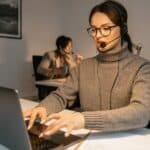 Qu’est-ce qu’un transitaire ? - Centre d'appel